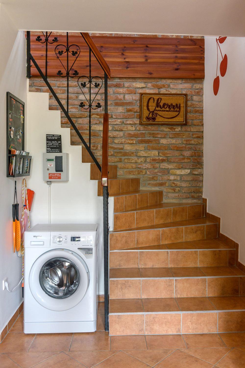 Cherry Apartmanhaz Sárvár Екстериор снимка