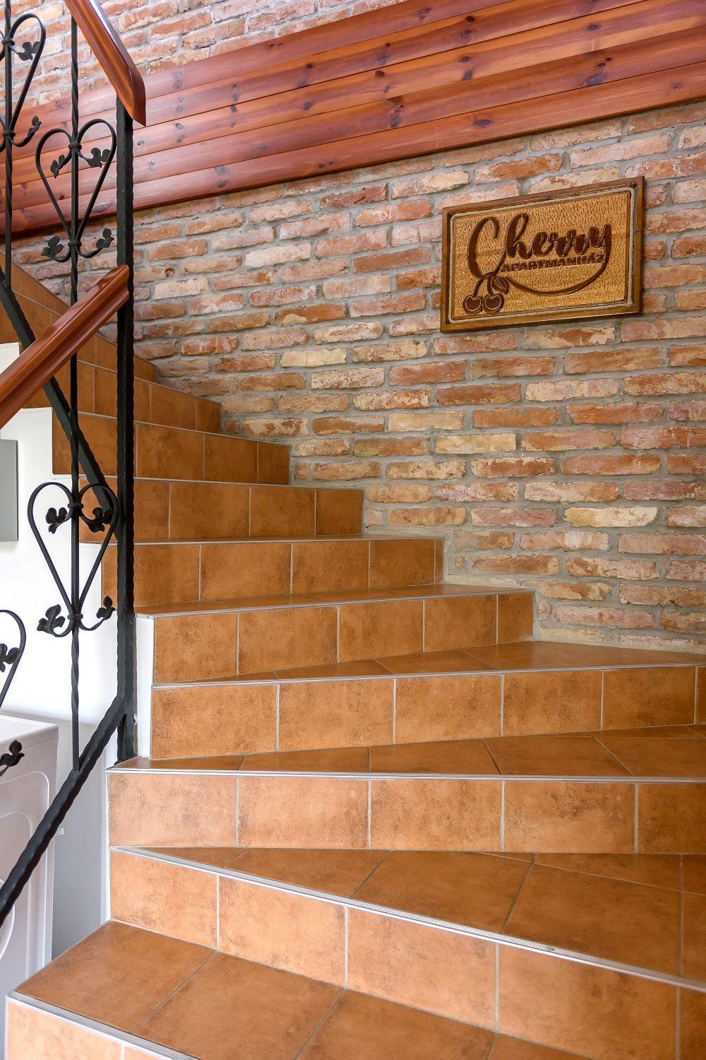 Cherry Apartmanhaz Sárvár Екстериор снимка