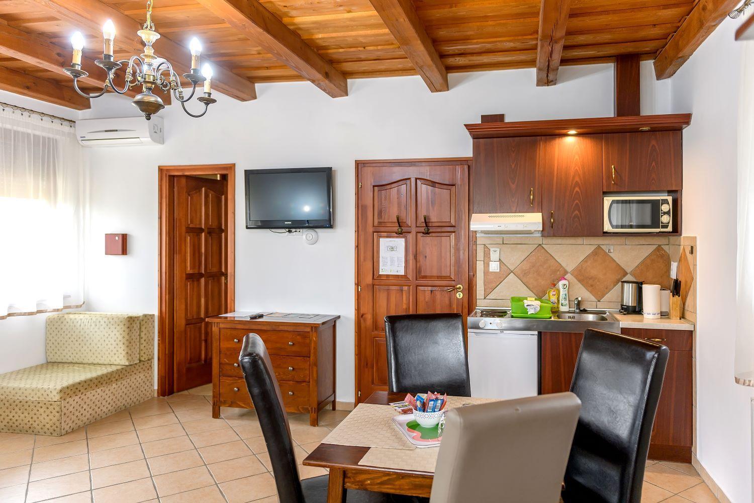 Cherry Apartmanhaz Sárvár Екстериор снимка